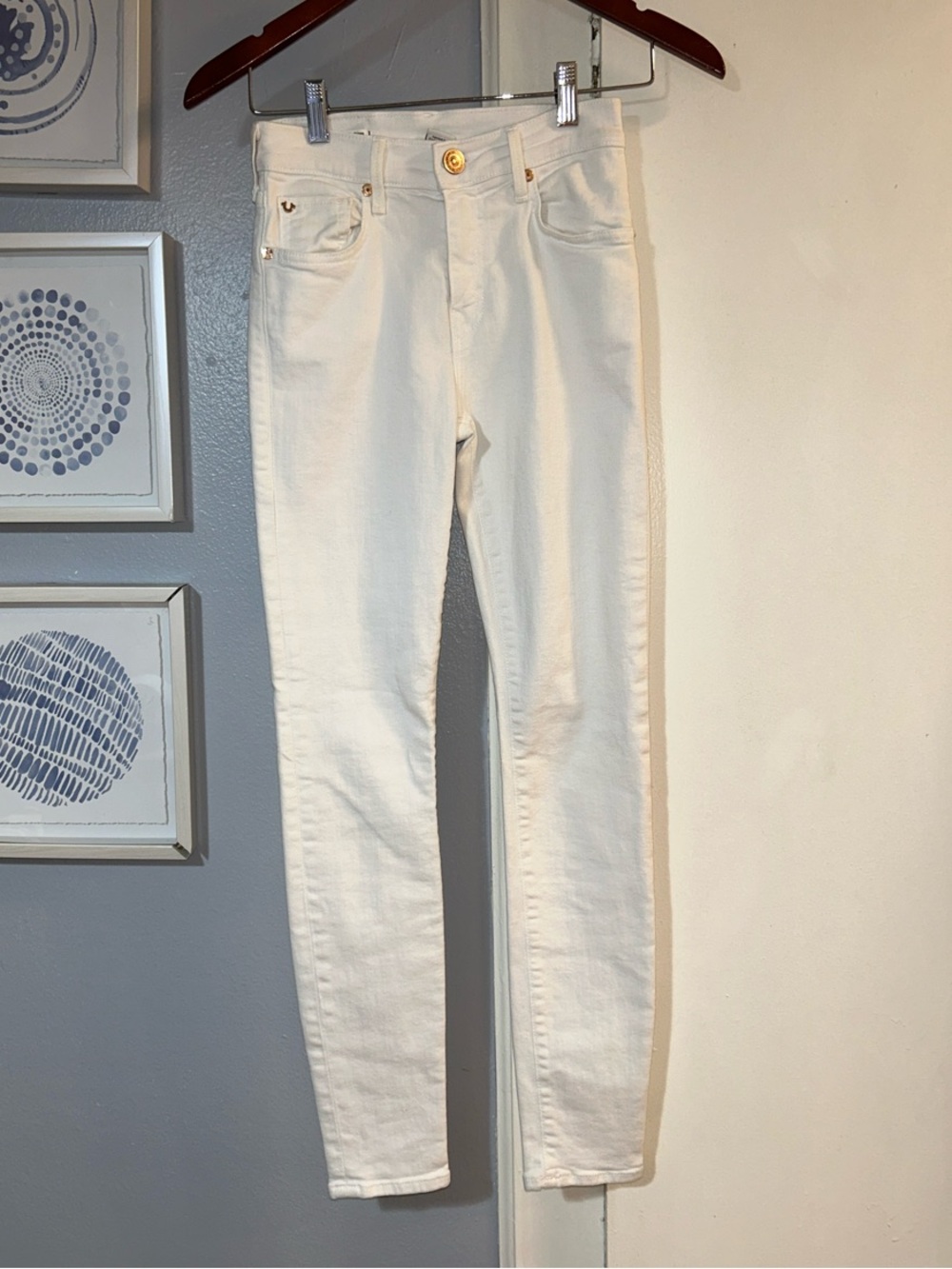 True Religion MALLE High Rise White Five Pocket Style Super Skinny Jeans Size 25